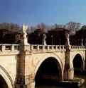 Понте дельи Анджели. 1667-1668 - Рим. Италия. Мост Понте дельи Анджели на виа Папалис - важнейший связующий элемент между Ватиканом и центром Рима.